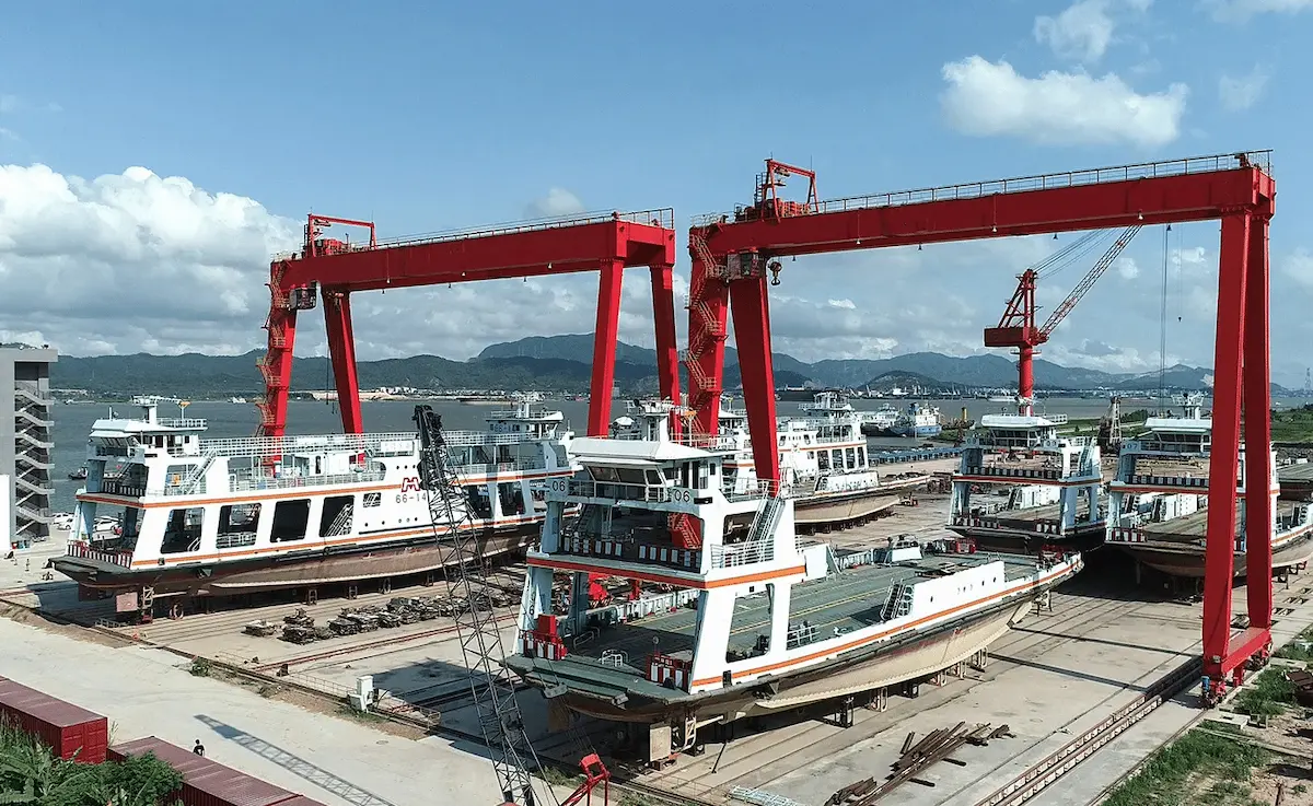 port-equipment-installation