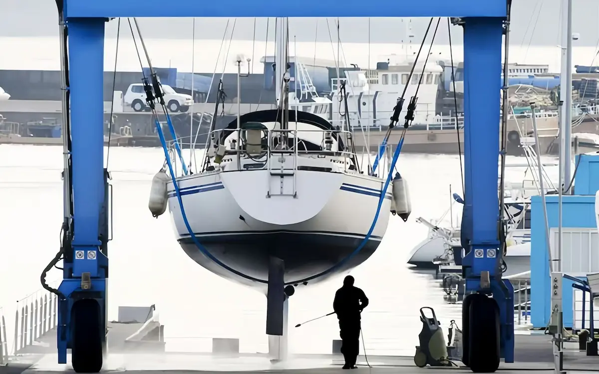 vessel-services-and-maintenance-support