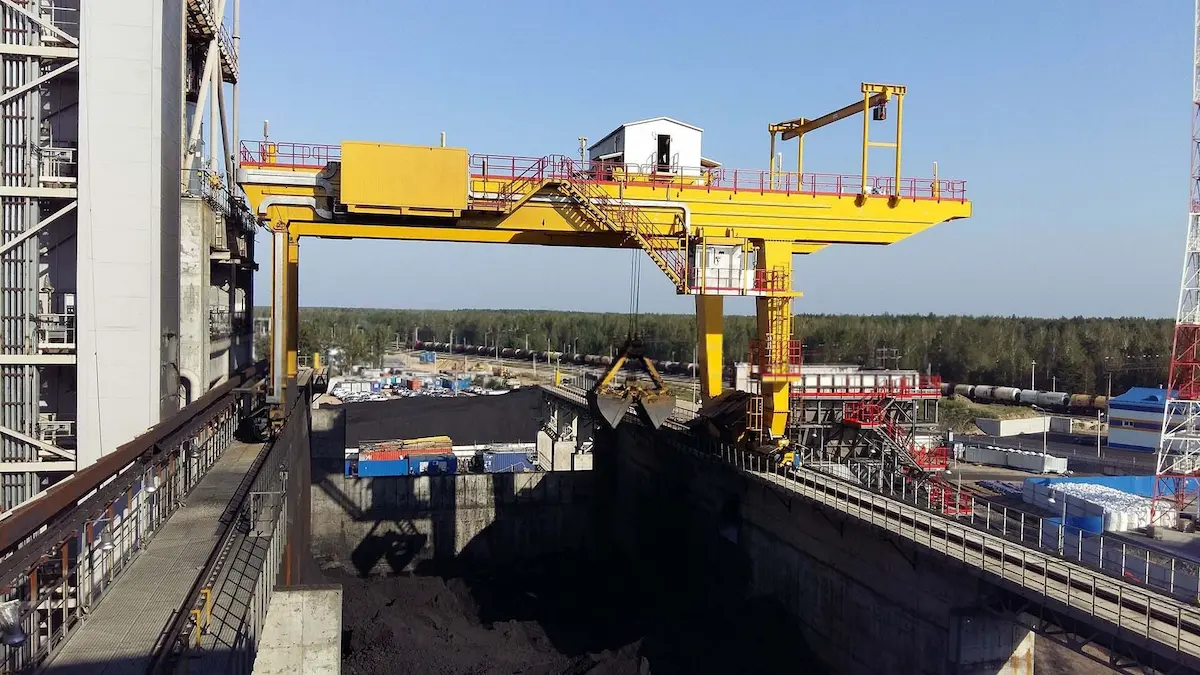 Full Process Compliance Management for Crane Operations