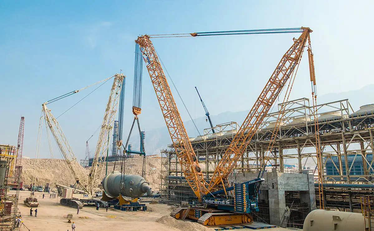 Flexibility of Mobile Crane in Equipment Installation and Maintenance
