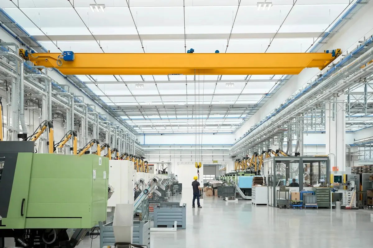 How to choose a reliable overhead crane supplier?
