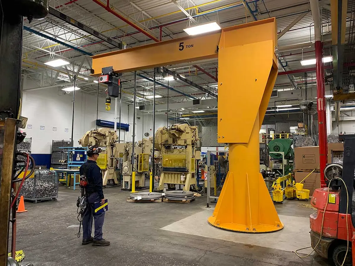 HSCRANE 5-ton Floor Mounted Jib Crane Installed in Haiphong, Vietnam