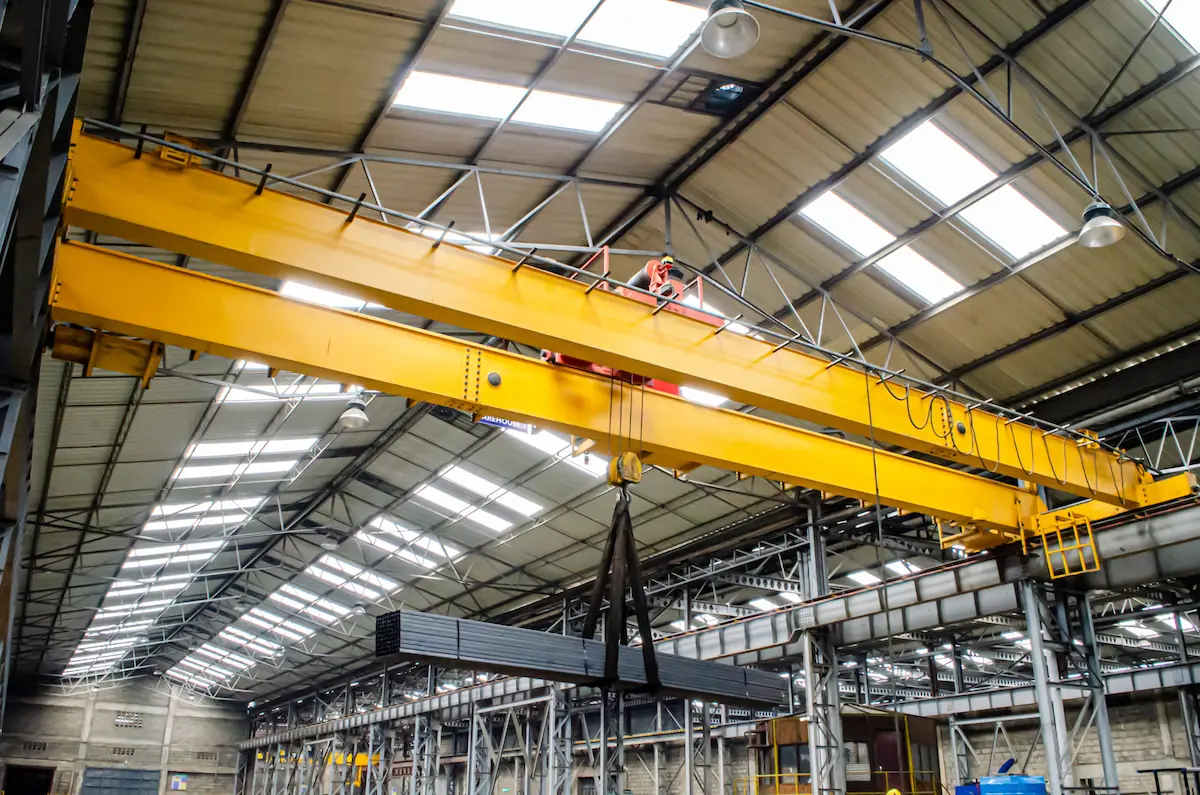 How to choose the right overhead crane based on actual conditions?