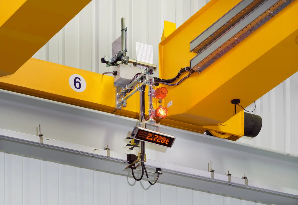 Overhead crane wheel number and maximum wheel load